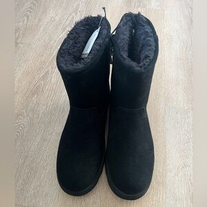 Time & tru black winter boots